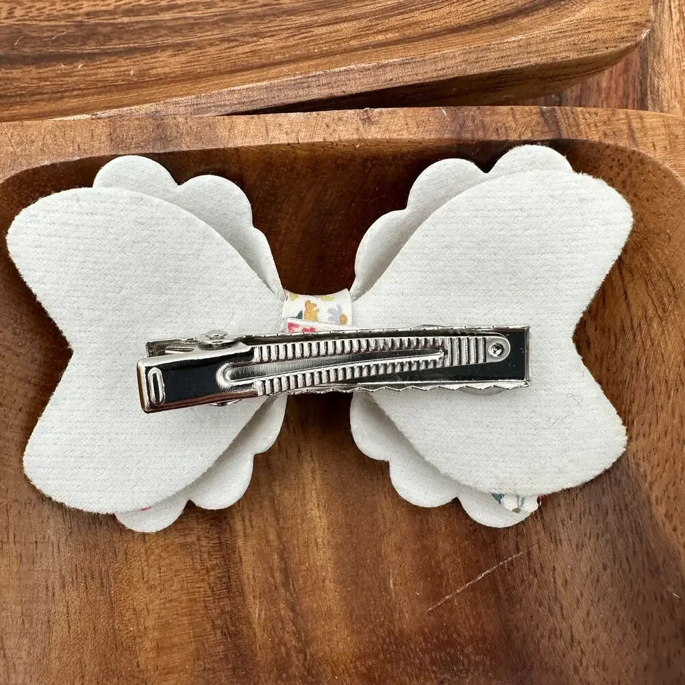 New Handmade Ribbon Clip for Girls Florals Wildflowers Wedding Special Occasion